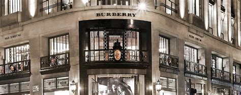 burberry montenapoleone|In Milan’s luxury avenue heart: Burberry reopened at Via .